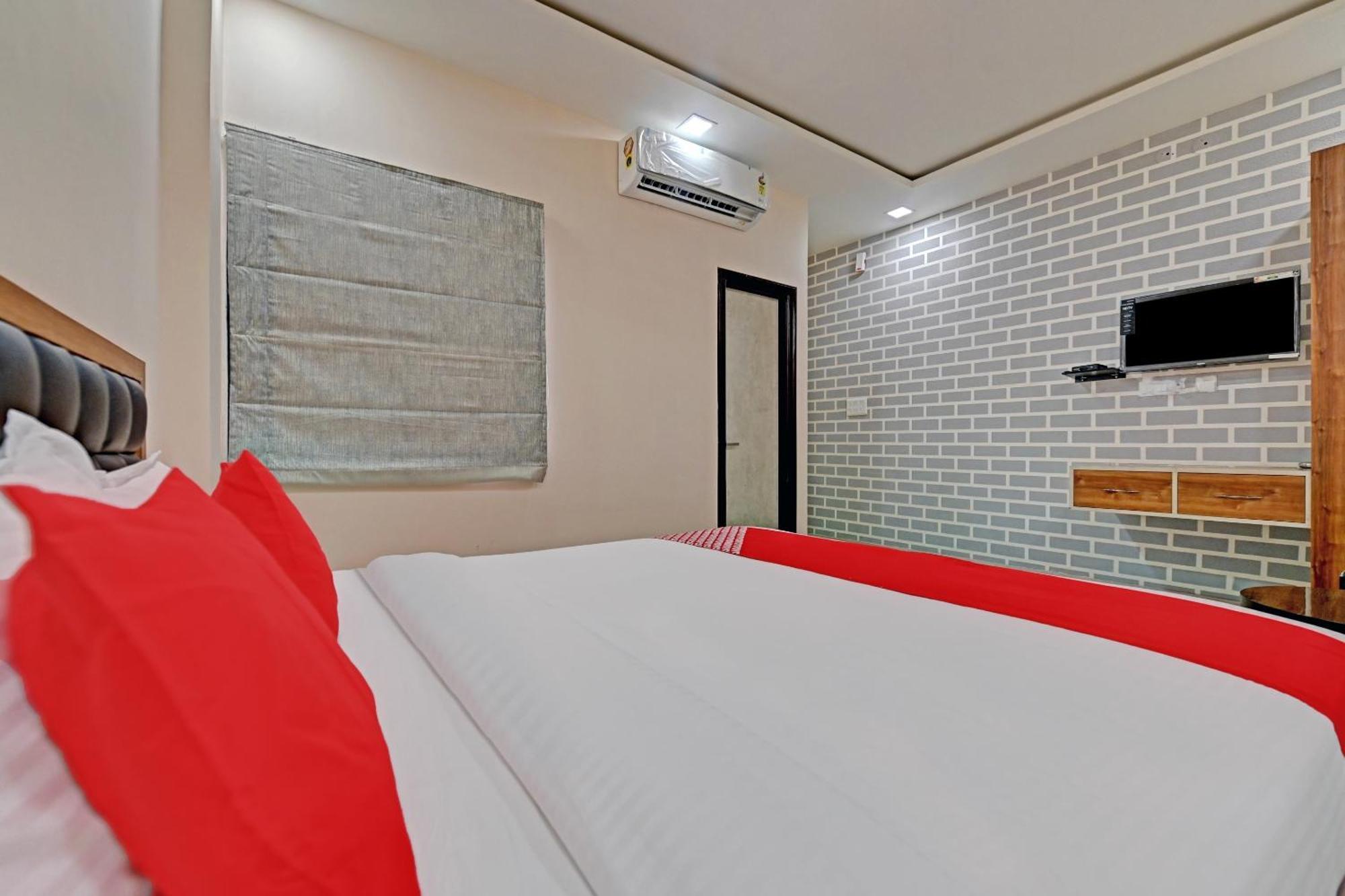 Hotel O The Castle Home Stay Inn Dzsaipur Kültér fotó
