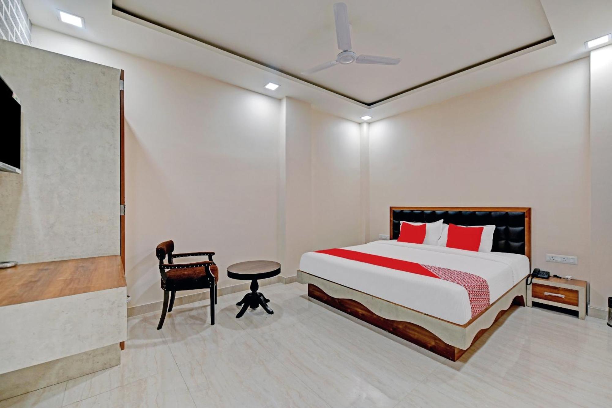 Hotel O The Castle Home Stay Inn Dzsaipur Kültér fotó